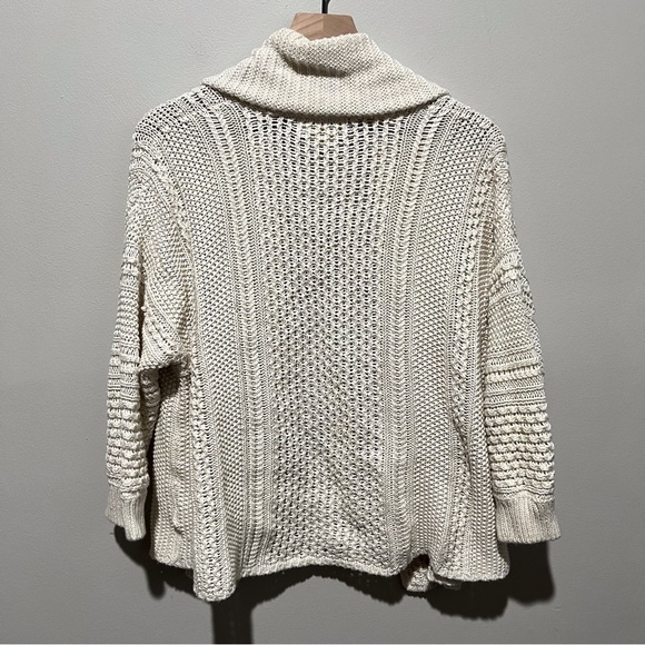 Michael Kors Cable Knit Cardigan 1X - Picture 2 of 6